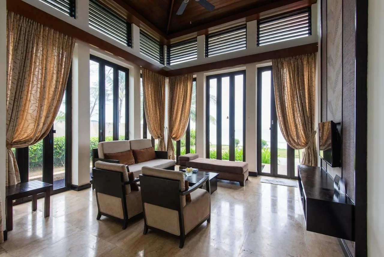 Sabah Beach Villas & Suites Kota Kinabalu 3*,  Malesia