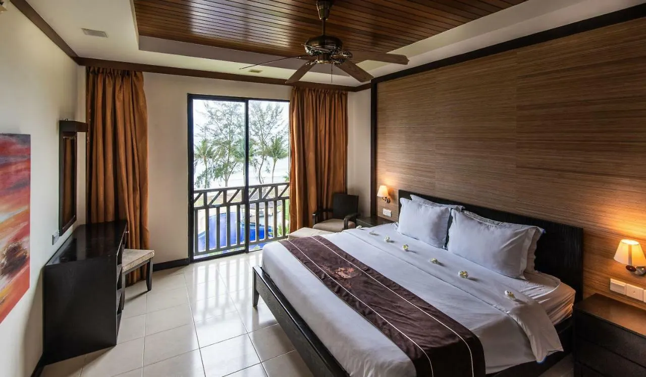 Sabah Beach Villas & Suites Kota Kinabalu 3*,