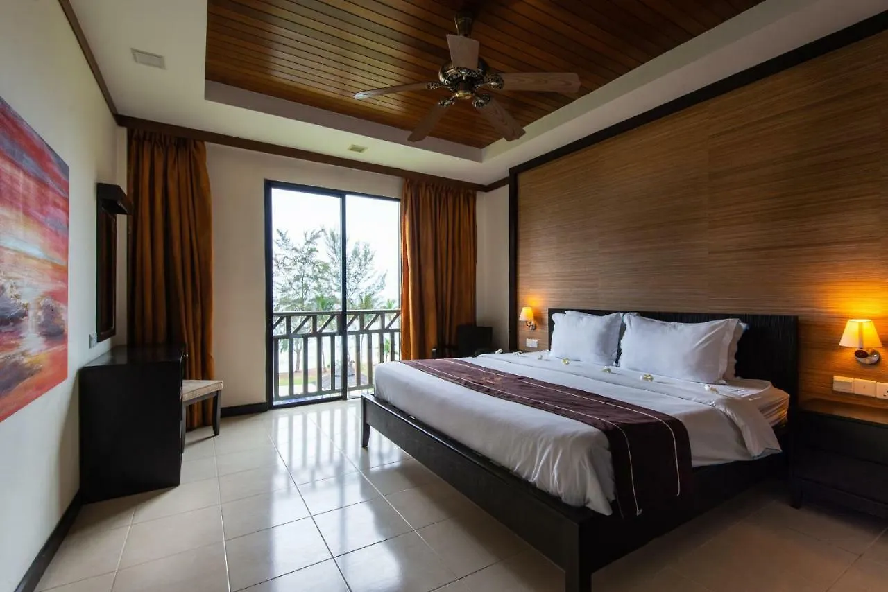 Sabah Beach Villas & Suites Kota Kinabalu 3*,